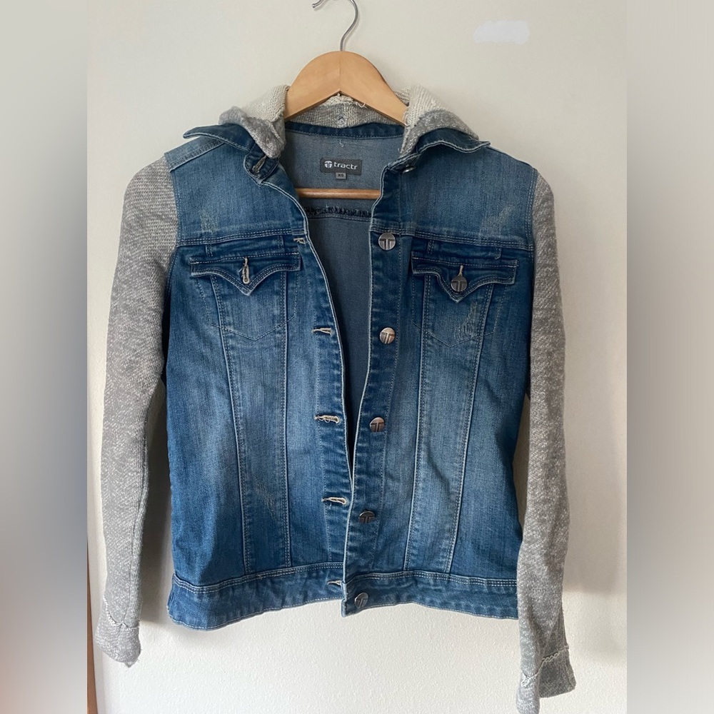 Women’s jean jacket size XS